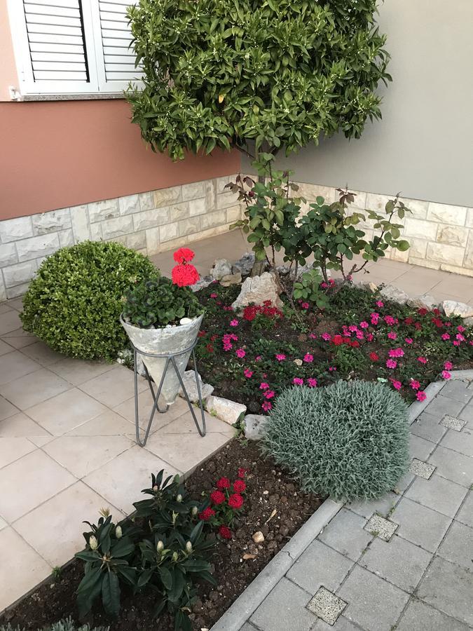 Apartments Juran Sukošan Kültér fotó