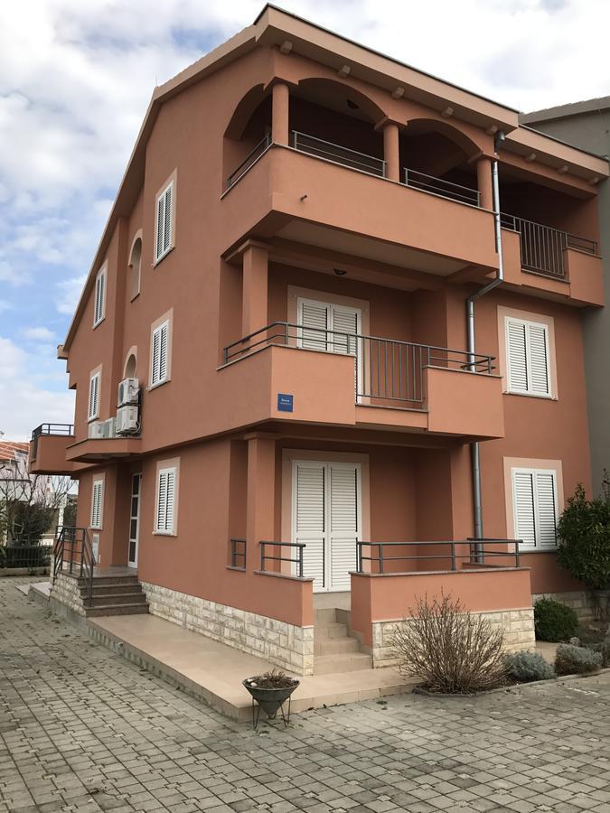 Apartments Juran Sukošan Kültér fotó
