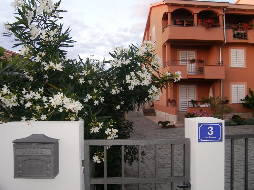 Apartments Juran Sukošan Kültér fotó